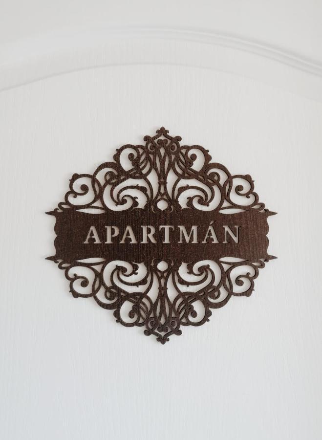 Apartman Pri Parku Sered' Exterior photo